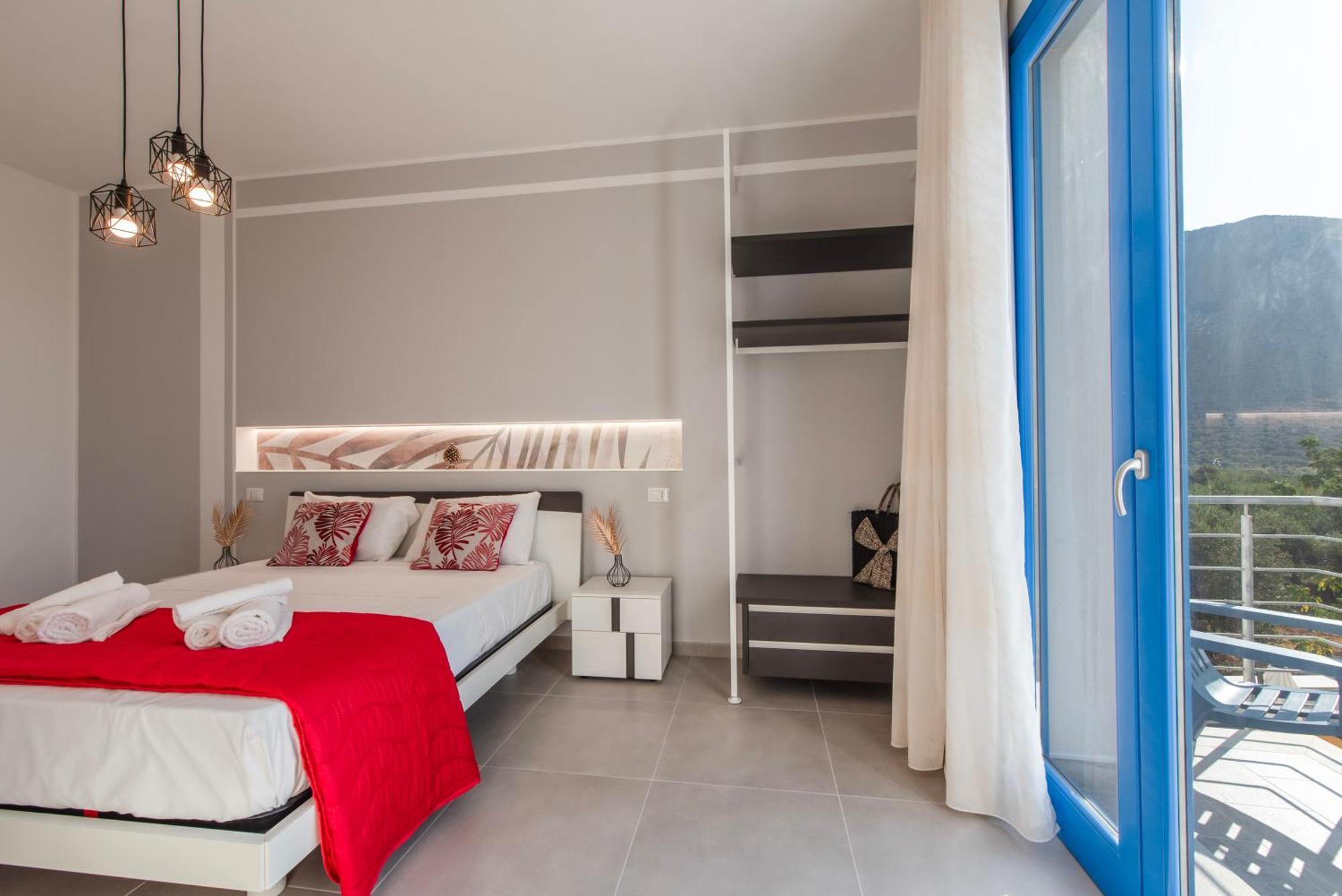 Bed And Breakfast Da Francesca Castelluzzo Exterior foto